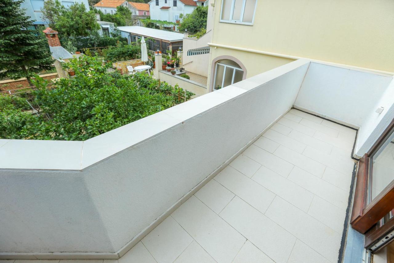 Apartments Maslina Bozava Božava Exterior foto